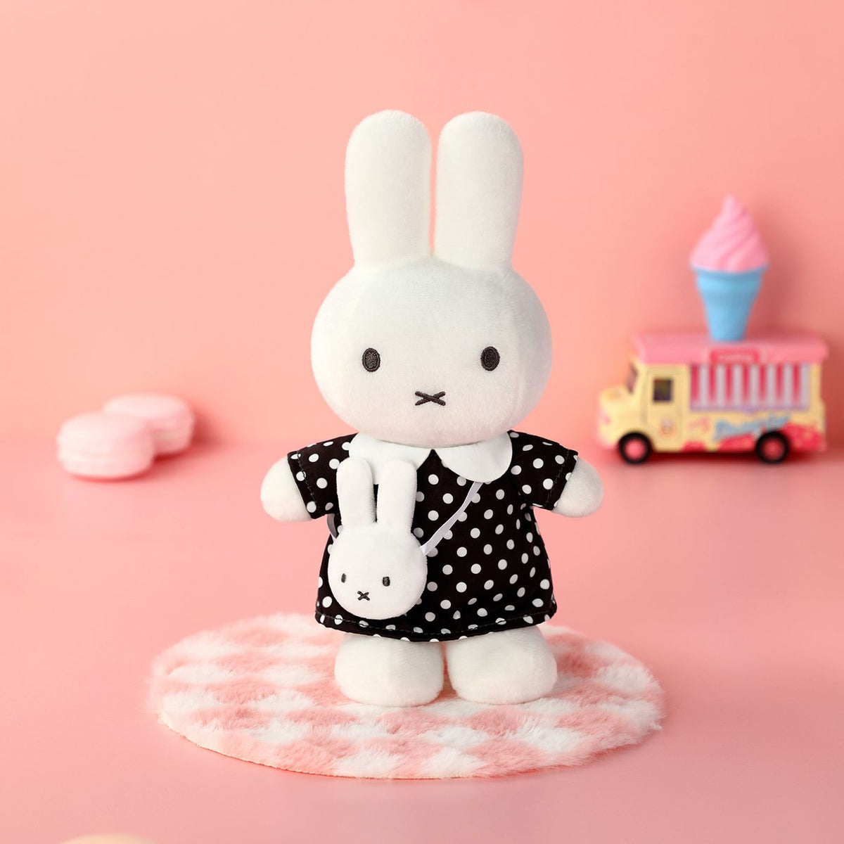 ミッフィー 水玉ドレスのぬいぐるみ 〜ミッフィーバッグ付き〜
