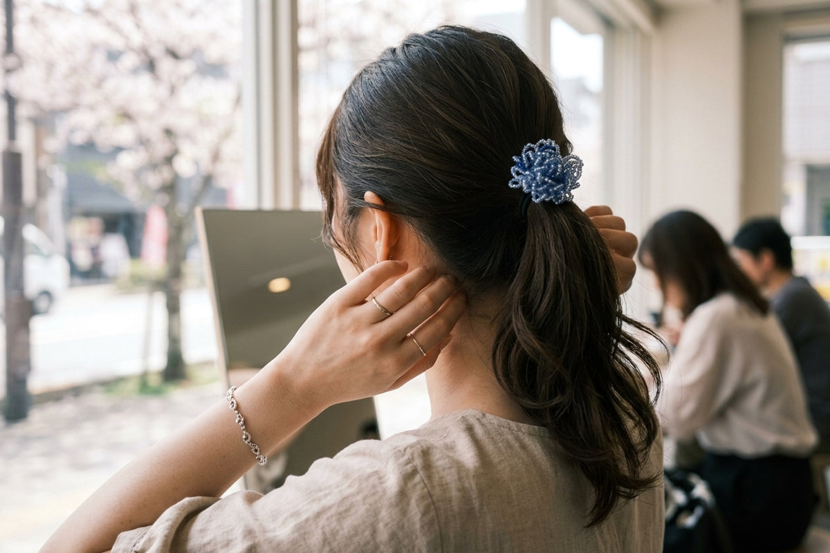 ヘアゴム フラワー［サックスブルー］