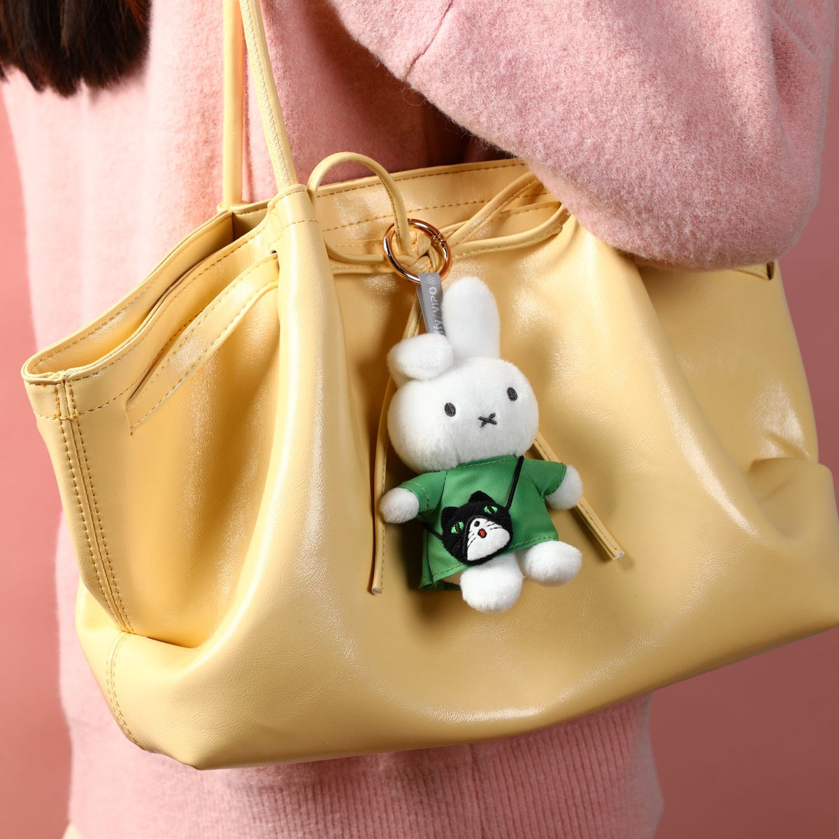 ミッフィー ミニバッグ ぬいぐるみキーホルダー