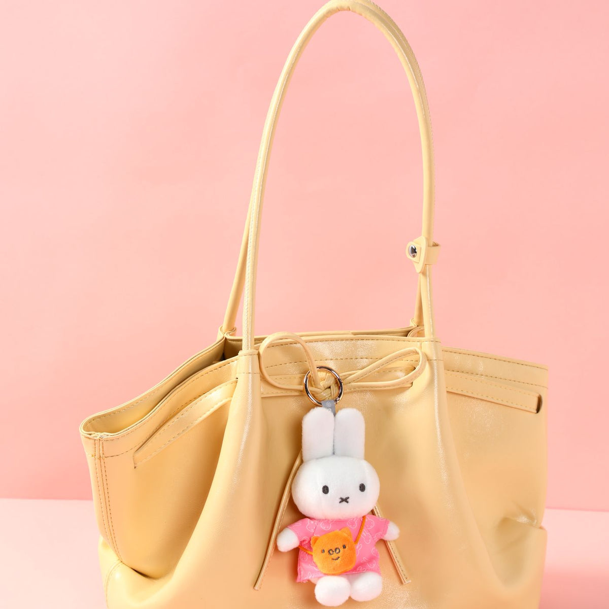 ミッフィー ミニバッグ ぬいぐるみキーホルダー